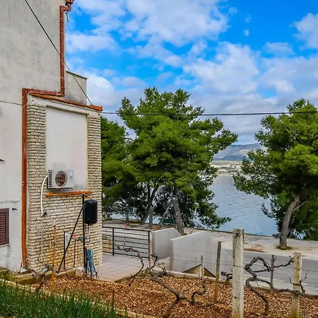 Nela Apartament *